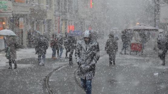 İstanbul’a yeni kar uyarısı! Meteoroloji duyurdu: Daha kuvvetli geliyor