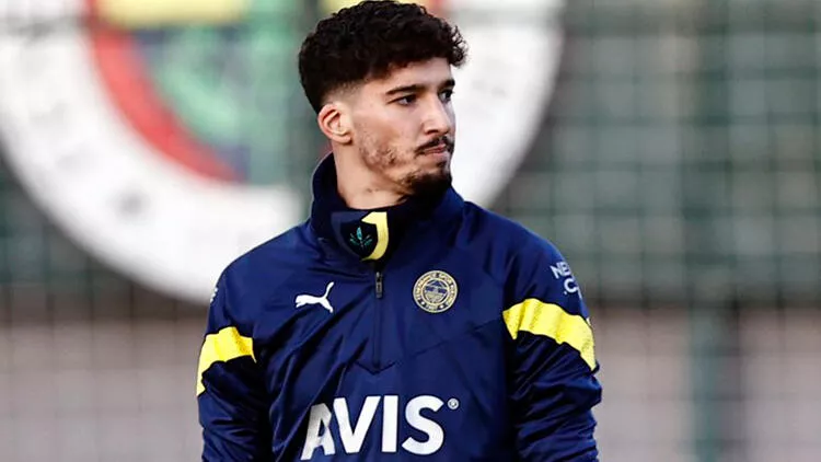 Fenerbahçe’de Trabzonspor maçında kaleyi kim koruyacak? Altay Bayındır ve İrfan Can Eğribayat…