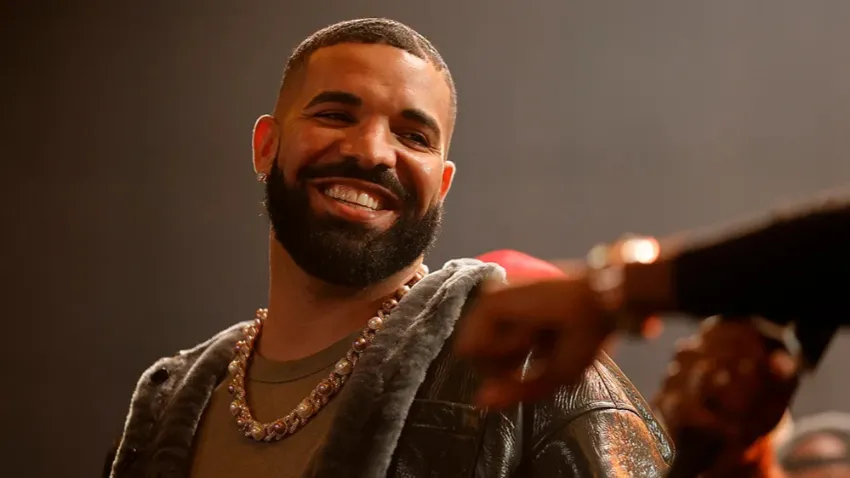 Dünyaca ünlü rapçi Drake’in evine silahlı saldırı