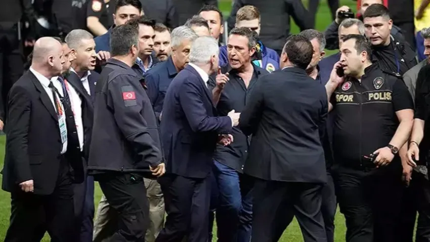 Galatasaray-Fenerbahçe maçı sonrası Ali Koç’a suç duyurusu!