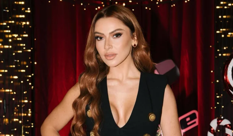 HADİSE’NİN CESUR AYNA POZU SOSYAL MEDYAYI SALLADI