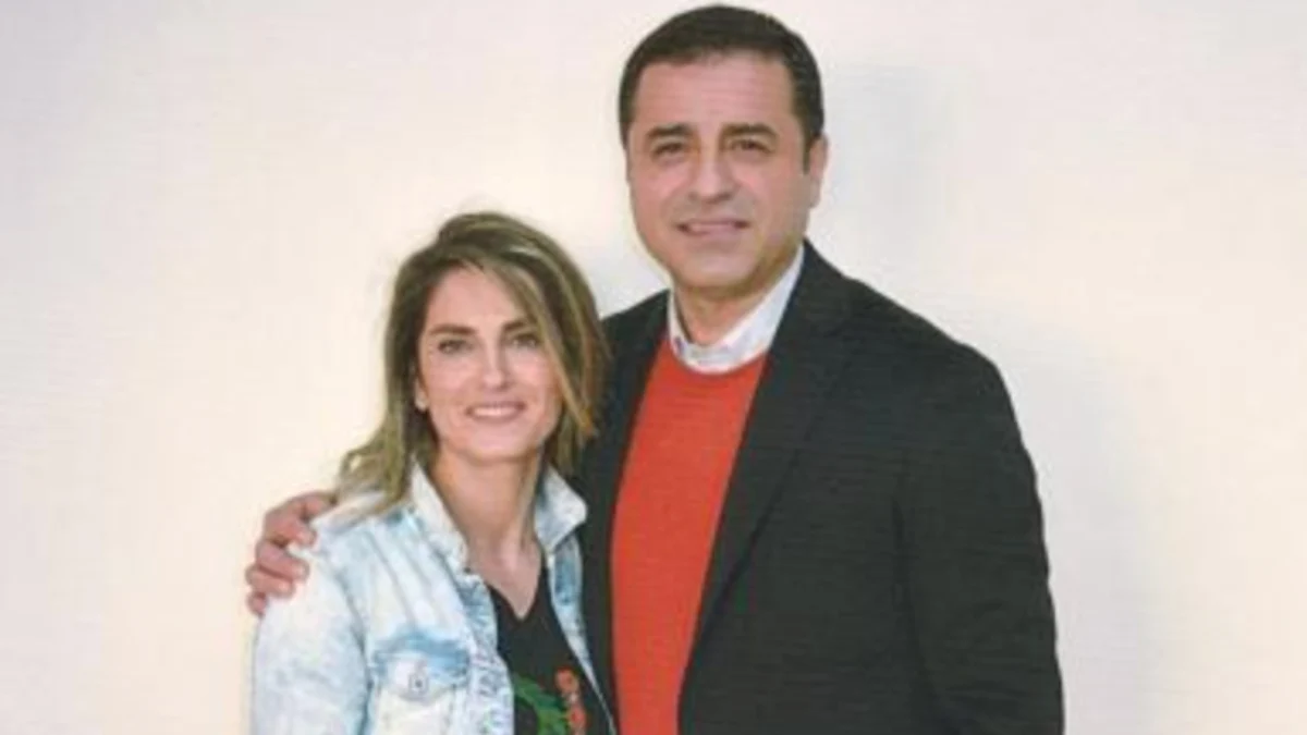 SELAHATTİN DEMİRTAŞ EŞİNİN AMELİYATINA REFAKAT ETTİ