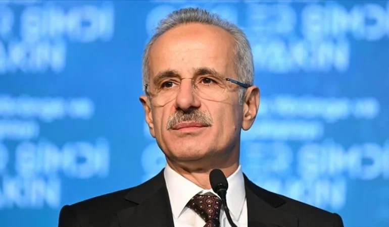 TÜRKİYE, STARLINK İLE GÖRÜŞMELERİNİ SÜRDÜRÜYOR!