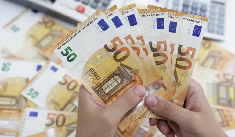 EURO’DAN TARİHİ ZİRVE