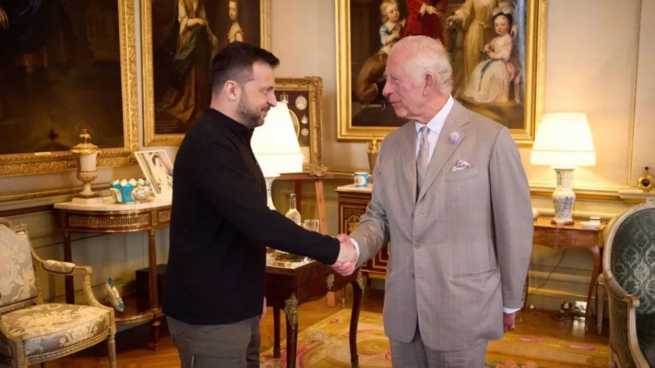ZELENSKY, KRAL CHARLES İLE GÖRÜŞTÜ!