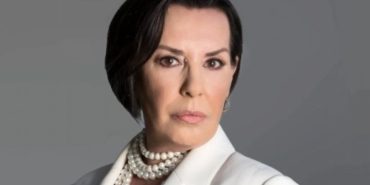 1806269-perihan-savas-filiz-akin-in-cheesecake-inin-tadi-damagimda-kaldi-6807614bb22ee