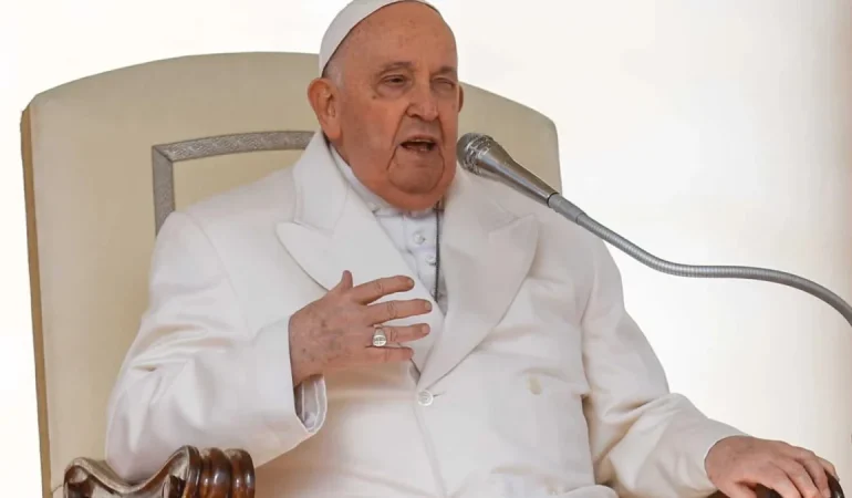 PAPA FRANCIS 88 YAŞINDA HAYATINI KAYBETTİ