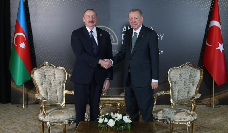 ANTALYA DİPLOMASİ FORUMU’NDA LİDERLERDEN YOĞUN GÖRÜŞME TRAFİĞİ