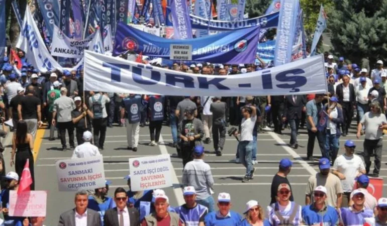 TÜRK-İŞ’TEN GREV UYARISI: 15 TEMMUZ’U İŞARET ETTİ