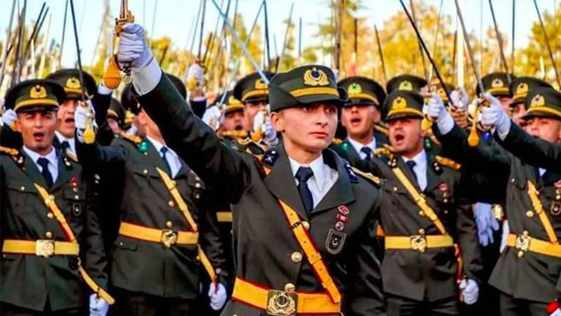 Mahkemeden Atatürkçü Ebru Teğmene Geri Dönüş Şoku