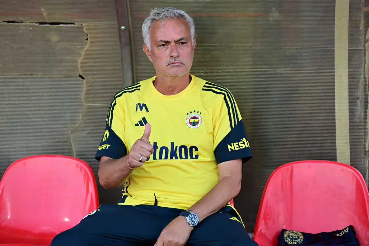 Mourinho’dan Net Mesaj: Fenerbahçe Şampiyonlar Ligi Değil, Avrupa Ligi Takımı