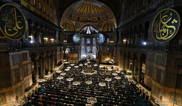 Ayasofya 5 Yılda 40 Milyon Ziyaretçiye Kapılarını Açtı