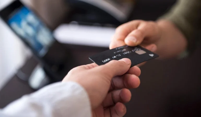 MERKEZ BANKASI’NDAN KREDİ KARTI FAİZLERİNE İNDİRİM