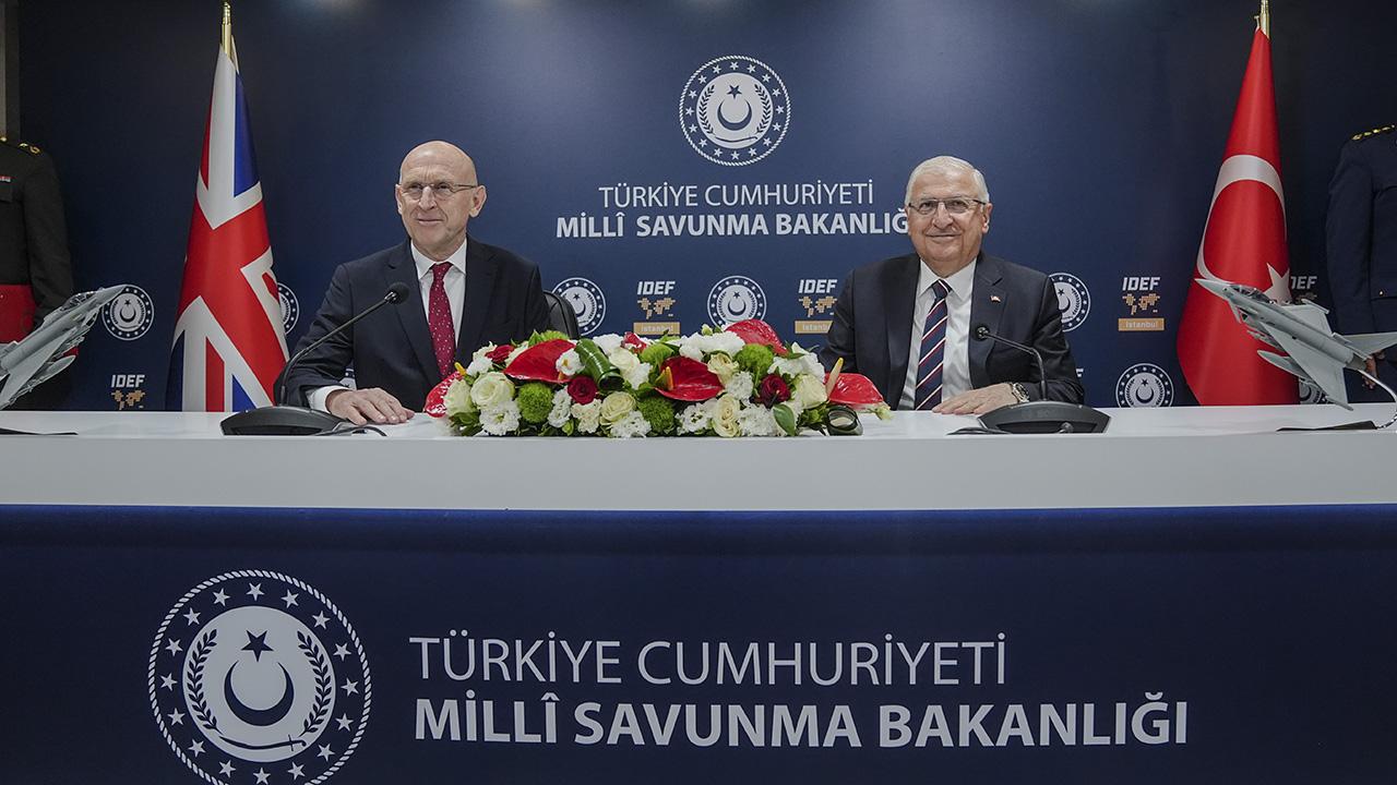 Türkiye ve İngiltere Arasında Eurofighter Typhoon Mutabakatı İmzalandı