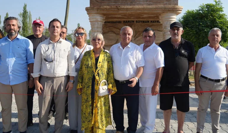 Safiye Soyman, vefat eden oğlu Harun için hayrat yaptırdı