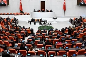 650x344-son-dakika-mecliste-terorsuz-turkiye-mesaisi-ilk-toplanti-bugun-1754374866824