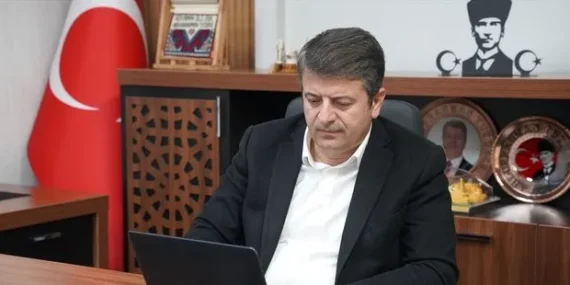 660x310-bakanlik-duyurdu-adiyaman-belediye-baskani-abdurrahman-tutdere-goreve-iade-edildi-1754397626184