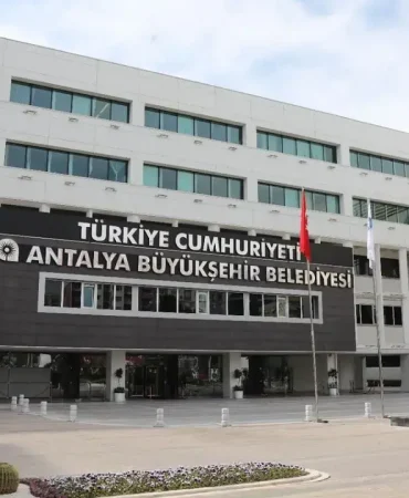 antalya-buyuksehir-belediyesi-ne-yeni-operasyon-17-kisi-gozaltina-alindi