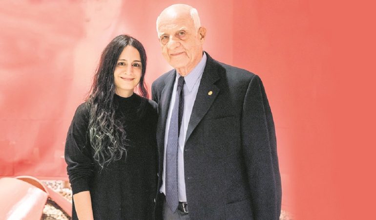 Koç Ailesi’nde Barış: İnan Kıraç ve Kızı İpek Gözyaşlarıyla Kucaklaştı