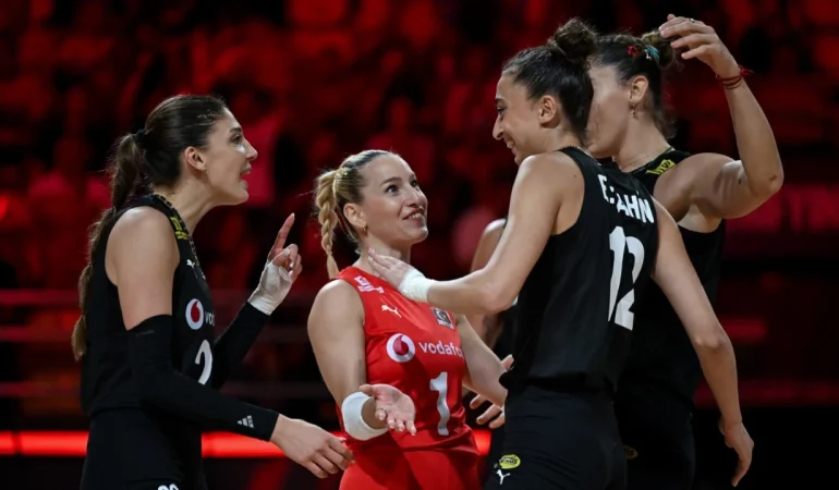 Filenin Sultanları Namağlup Son 16’da: Rakip Slovenya