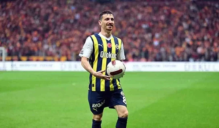 FENERBAHÇE’DE KAPTANLIK GÖREVİ MERT HAKAN YANDAŞ’A VERİLDİ!