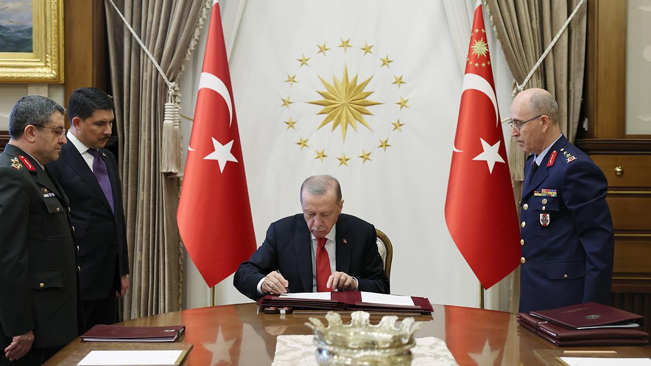 YAŞ KARARLARIYLA TSK’DA YENİ DÖNEM BAŞLADI!