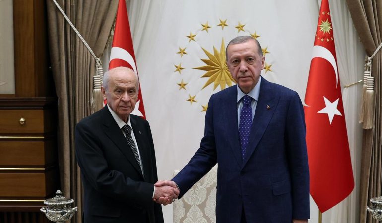 Erdoğan’dan Bahçeli’nin TRÇ İttifakı Çağrısına İlk Yorum: “Hayırlısı Olsun”