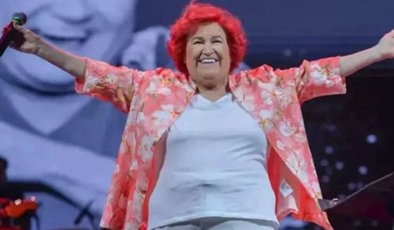 SELDA BAĞCAN’DAN ‘KOLTUK’ GÖNDERMESİ!