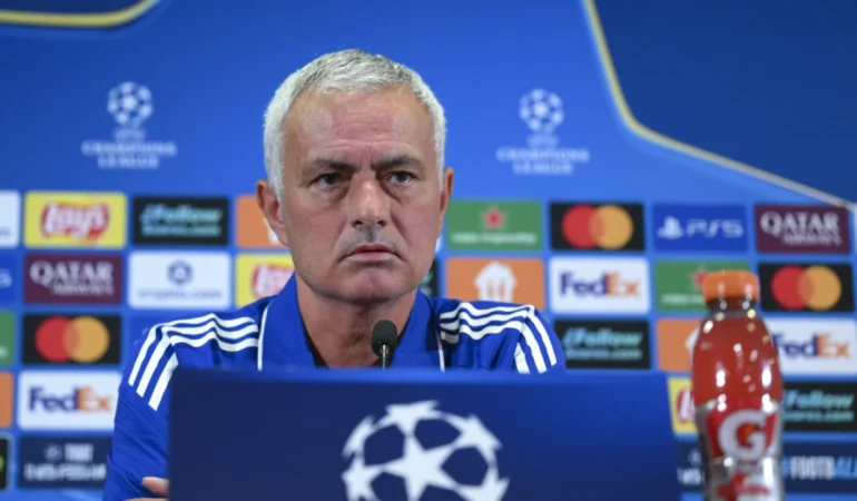 Jose Mourinho, Benfica Yolunda