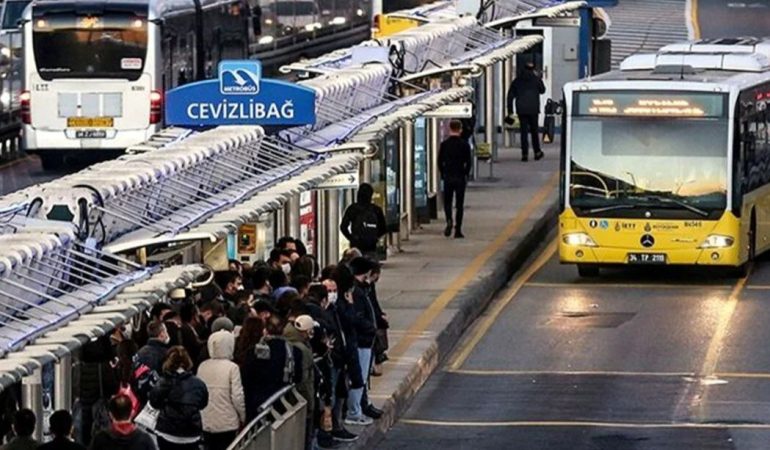 İstanbul’da Toplu Ulaşım Ücretlerine Yüzde 30 Zam: Tam Bilet 35 Lira Oldu