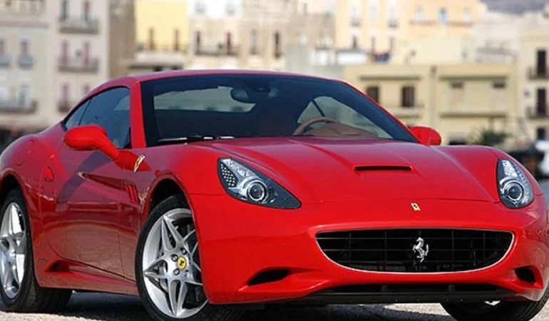 Maliye, Ferrari ve Lüks Araçların Peşine Düştü