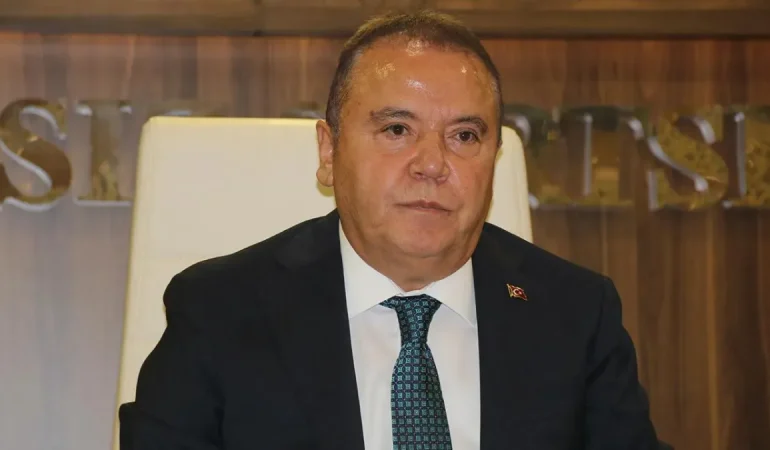 Yolsuzluk Soruşturmasında Muhittin Böcek’ten Yeni Hamle