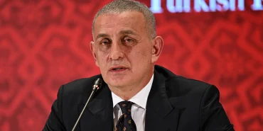 3781-gulsen-kimdir-hayati-kariyeri-sarkilari-ve-ozel-yasami