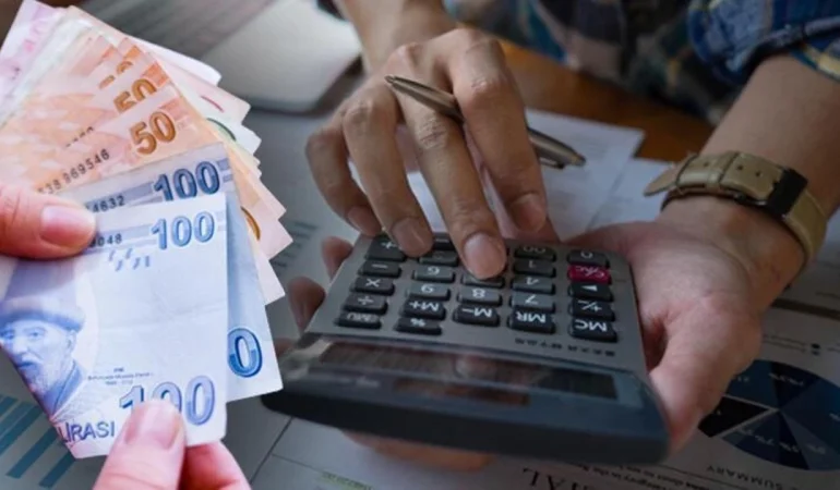 Emekli Maaşlarından Kesinti Yasalaşıyor: Yüzde 25’e Kadar SGK ve GSS Borçları Tahsil Edilecek