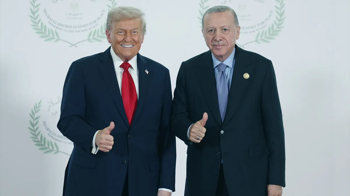 Trump’tan Erdoğan’a Övgü: Rusya-Ukrayna Savaşının Sona Ermesinde Kilit Rol Oynayabilir