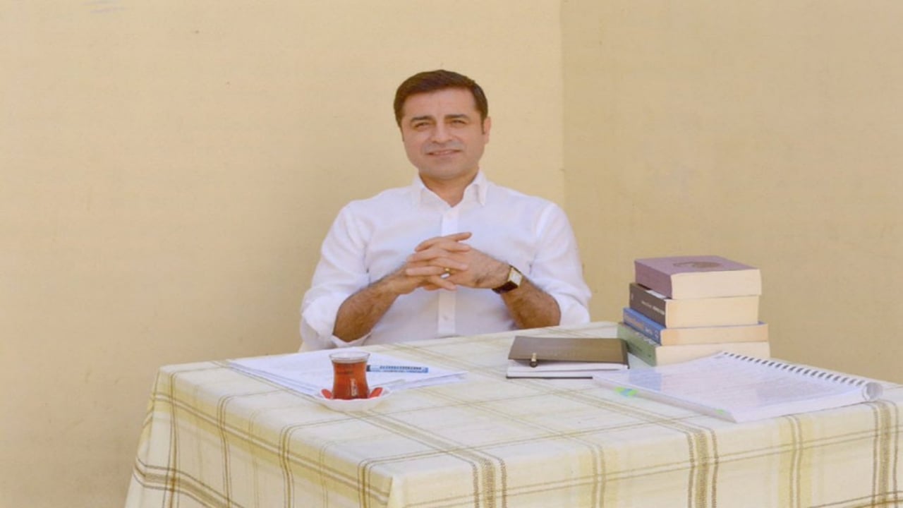 Selahattin Demirtaş’ın Tahliye Tarihi Belli Oldu: Avukatından Flaş Açıklama