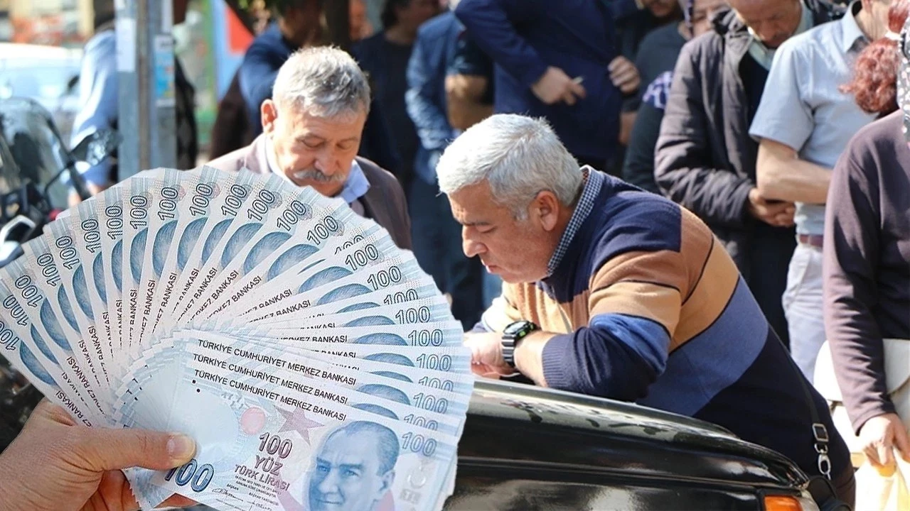 Emekli Zammı Belli Oluyor!