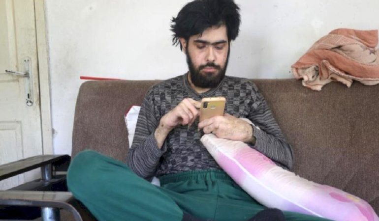 Hatay’da Telefon Bağımlısı Gencin Dramı: Anne Semra Özbay’ın Feryadı “Oğlumu Kurtarın!”