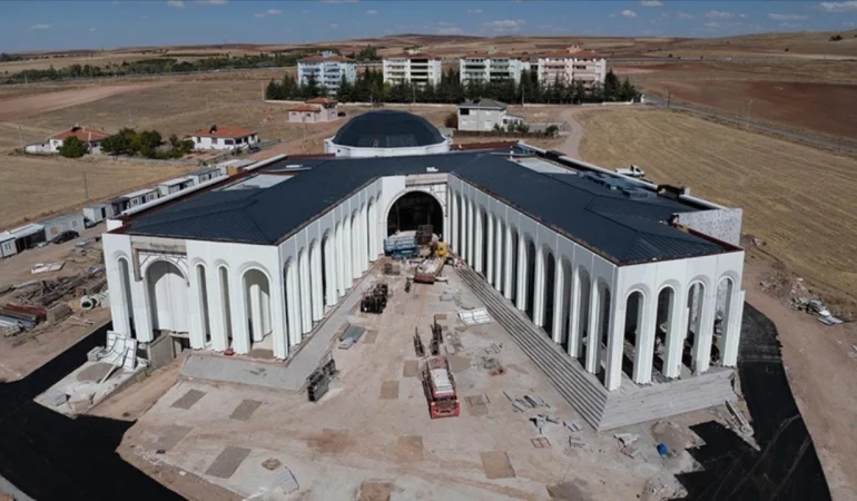 Bazı Alevi derneklerinden Hacıbektaş’taki Cemevi Külliyesi’ne tepki!