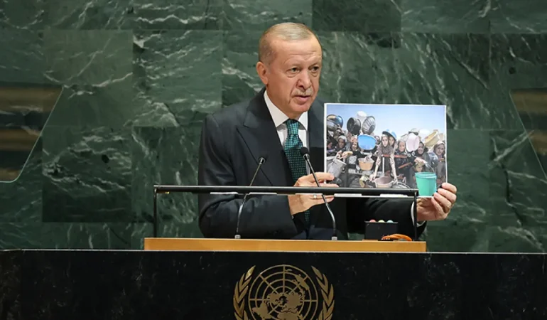 Cumhurbaşkanı Erdoğan Mısır’a Gitti: Gazze Zirvesi Başlıyor, Orta Doğu’da Barış Umudu Artıyor