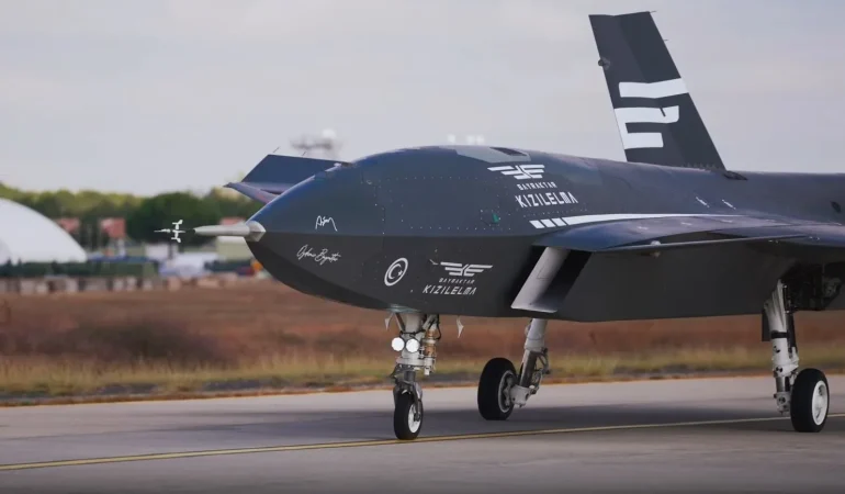 KIZILELMA PT-3’TEN BAŞARILI ORTA İRTİFA TESTİ