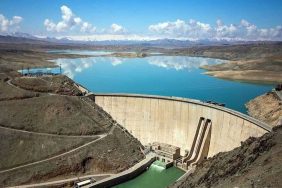 3781-gulsen-kimdir-hayati-kariyeri-sarkilari-ve-ozel-yasami