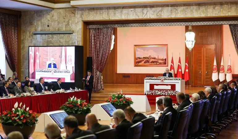 Terörsüz Türkiye Komisyonunun İmralı Teması: 3,5 Saatlik Görüşmeden İlk Detaylar