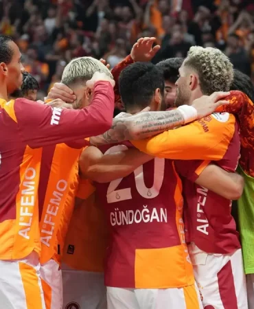 3781-gulsen-kimdir-hayati-kariyeri-sarkilari-ve-ozel-yasami