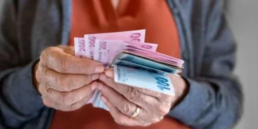 3781-gulsen-kimdir-hayati-kariyeri-sarkilari-ve-ozel-yasami