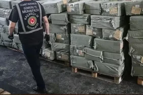 3781-gulsen-kimdir-hayati-kariyeri-sarkilari-ve-ozel-yasami