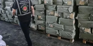 3781-gulsen-kimdir-hayati-kariyeri-sarkilari-ve-ozel-yasami