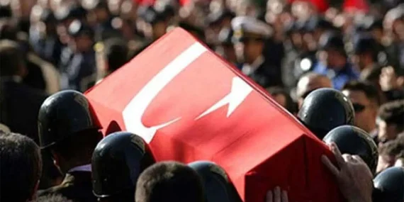 3781-gulsen-kimdir-hayati-kariyeri-sarkilari-ve-ozel-yasami