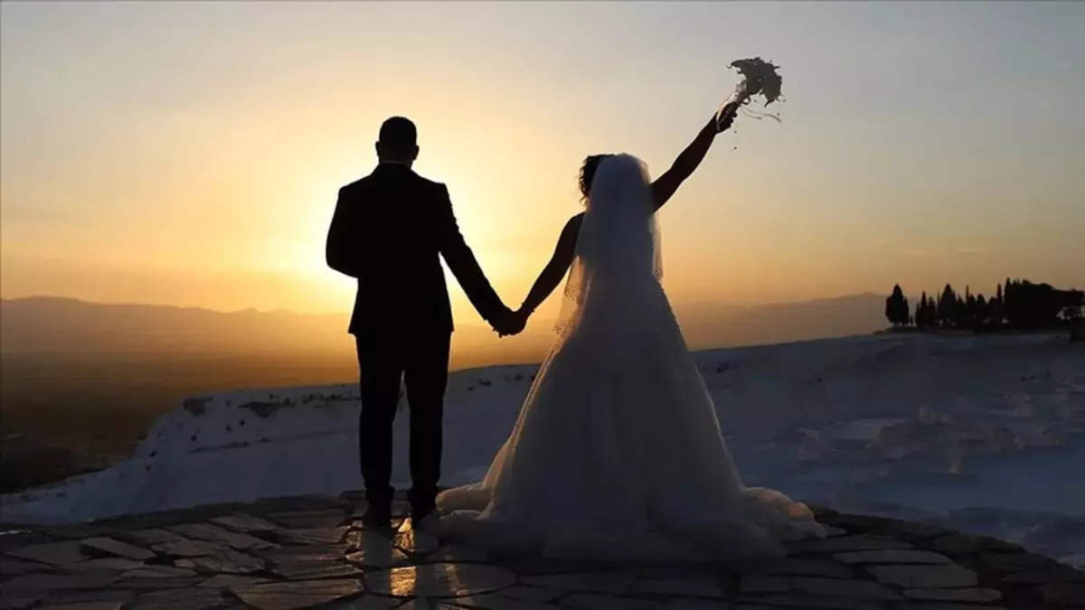 Yargıtay’dan Emsal Karar: Düğün Fotoğrafı Mahkumiyet Getirdi