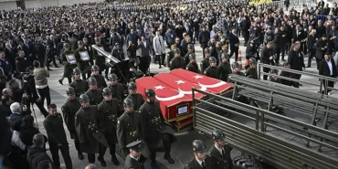 69104f9fa42f462f797d9828